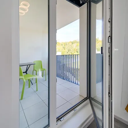 Citrine Apartment *